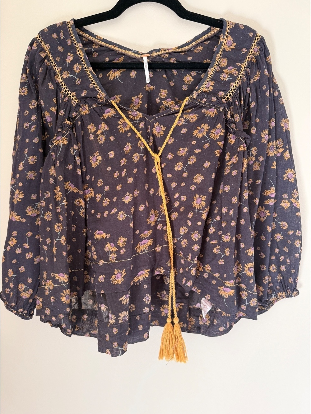 XS-L Free People 100% flowy blouse